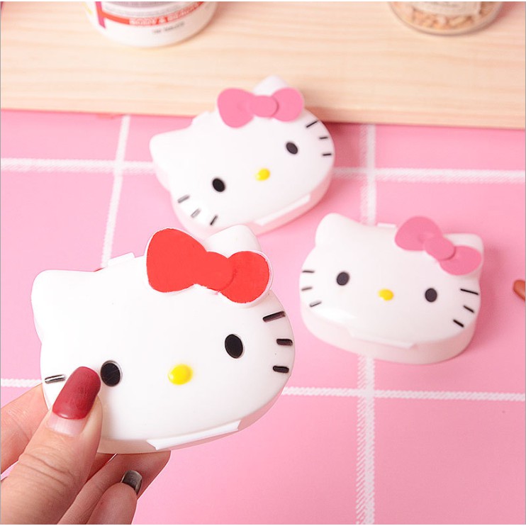 (Life-365) Hộp Đựng Thuốc Mini Hình Hello Kitty