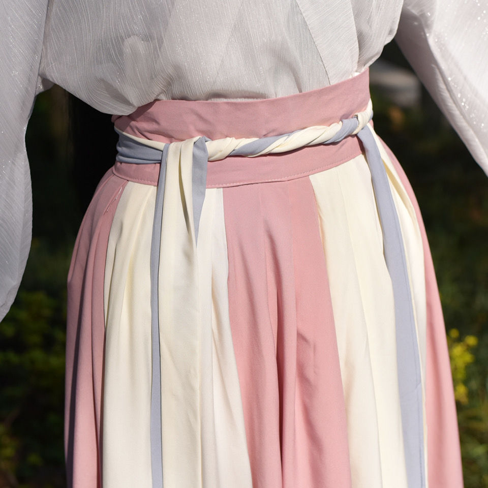 Bộ Hán Phục Phong Cách Trung Hoa Thanh Lịch Dành Cho Cả Nam Và Nữ | BigBuy360 - bigbuy360.vn