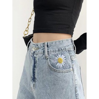 Quần jean baggy hoa cúc