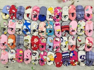 10 đôi giày nỉ bông