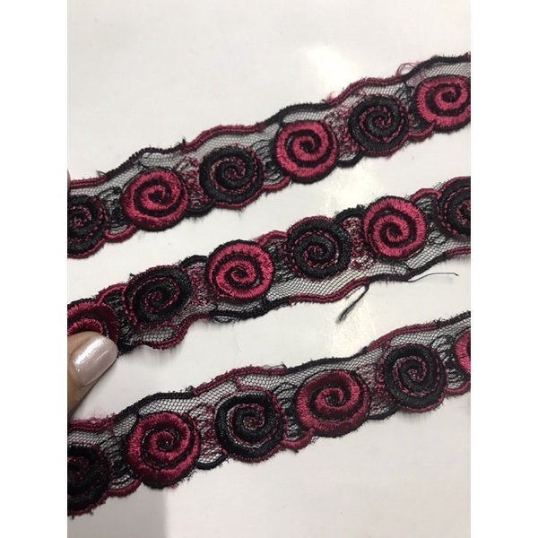 2 mét ren trang trí họa tiết tròn 2,5cm-4cm (Shop giao đơn tiền hàng từ 50k)