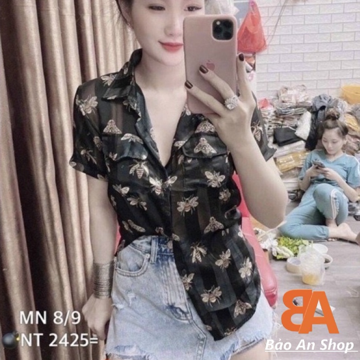Áo sơ mi nữ chất Voan phối họa tiết ong tay ngắn