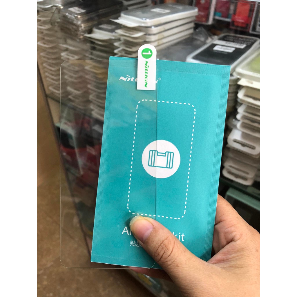 Miếng Kính Cường Lực Samsung Galaxy S22 Hiệu Nillkin 9H+ Pro Chính Hãng Không Full Màn Hình