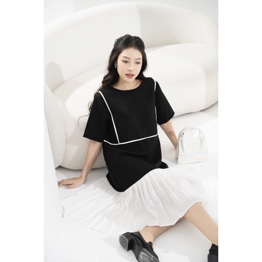Váy suông phối màu xếp ly dáng suông A basic rất dễ mặc tone màu đen trắng trẻ trung nănng động