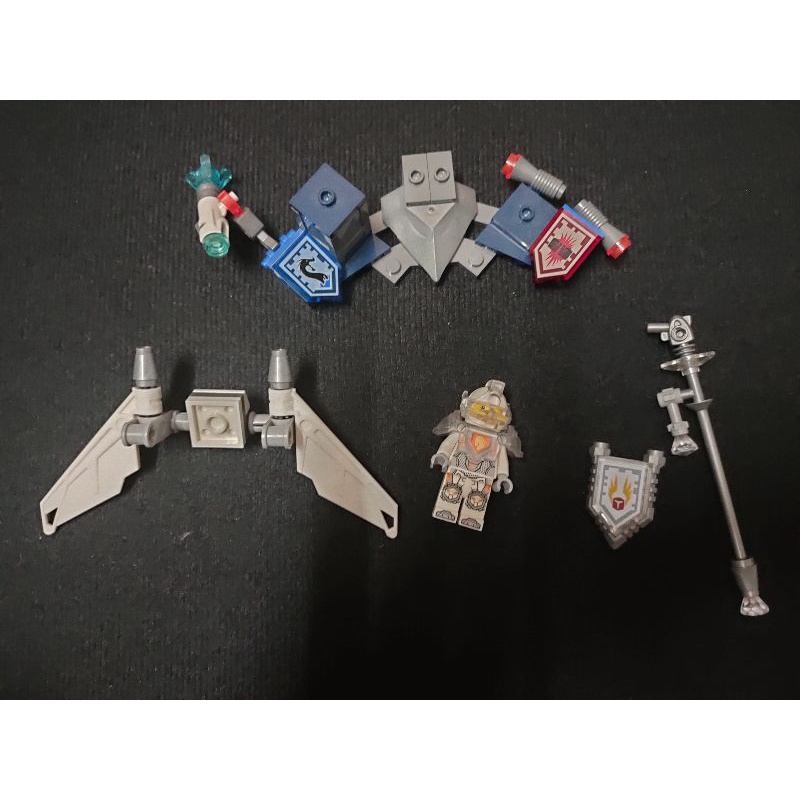 Lego Nexo Knights 70337 Hiệp Sĩ Lance hùng mạnh