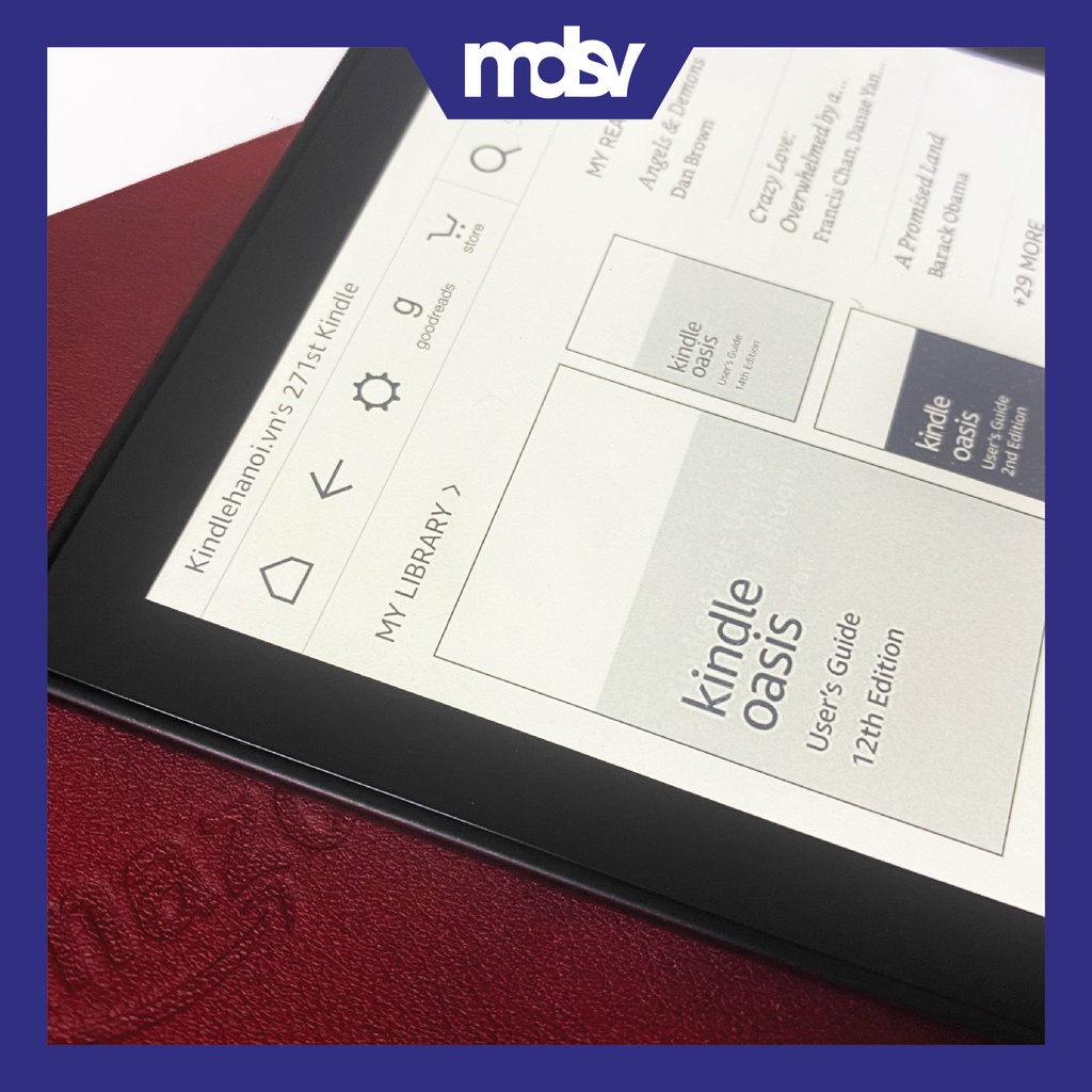 Máy đọc sách Kindle Oasis 1  đi kèm Charging cover, có phím chuyển trang, nghe Audible, màn 6inch 300PPI