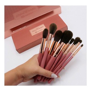 Bộ Cọ 9 Cây BH Cosmetics It's My Raye Raye '' Phù Thủy Cho Gương Mặt Rạng Rỡ