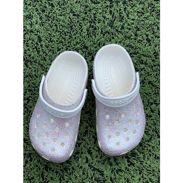 Giày cho mẹ và bé. size từ c5-m7. Giá 150-200k