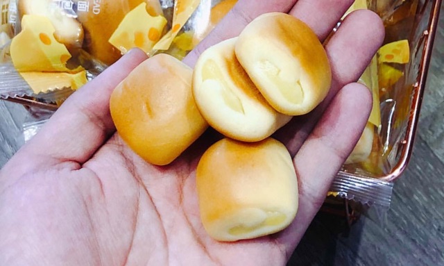 1 thùng Bánh Phômai 6 viên Đài Loan