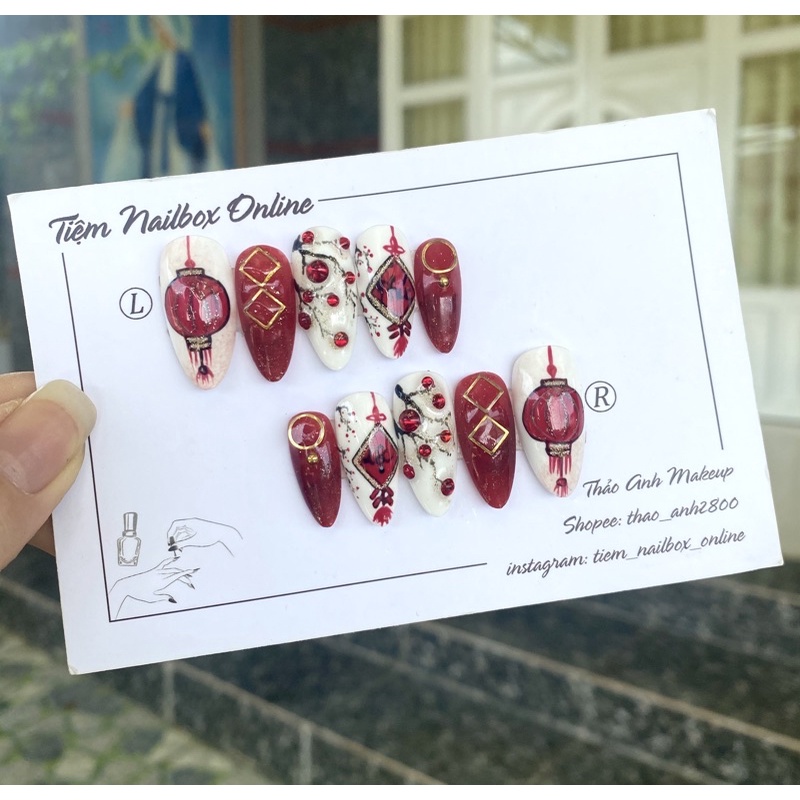 Móng úp thiết kế mẫu tết