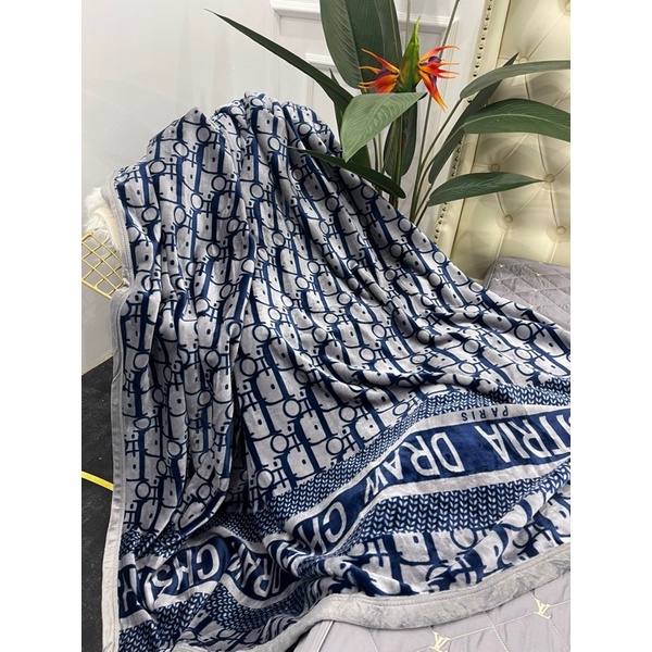 Chăn tuyết nhung thương hiệu cao cấp, Mềm tuyết nhung siêu mềm mịn SHOP vux thị thơm