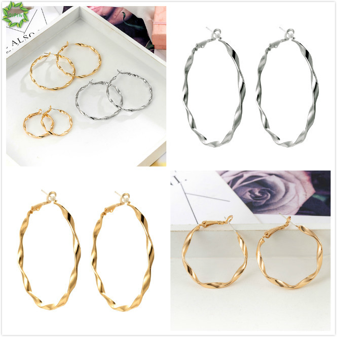 Đôi hoa tai tròn màu vàng/ bạc thời trang thanh lịch