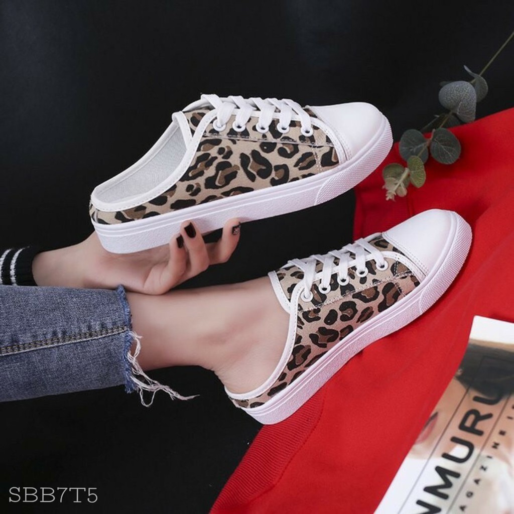 Giày Sục Thể Thao Họa Tiết Vân Báo 2 Màu Cực Xinh, Chất Vải Đẹp