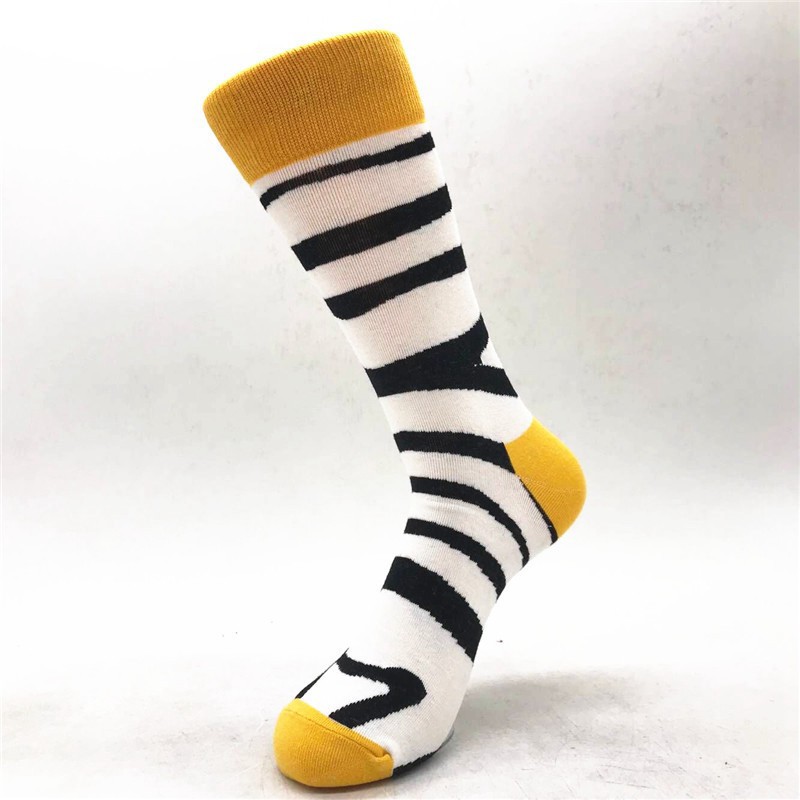 Tất cotton dài thoáng khí họa tiết độc đáo cho nam | BigBuy360 - bigbuy360.vn