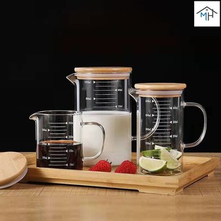 Ca đong thủy tinh có vạch chia dung tích