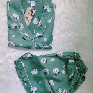 Đồ bộ mặc ở nhà