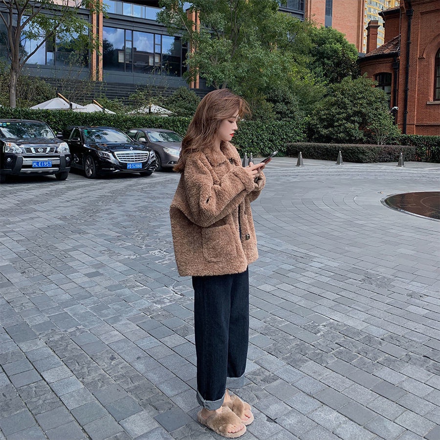 Áo khoác lông cừu dày dặn thời trang thu đông cho nữ | BigBuy360 - bigbuy360.vn