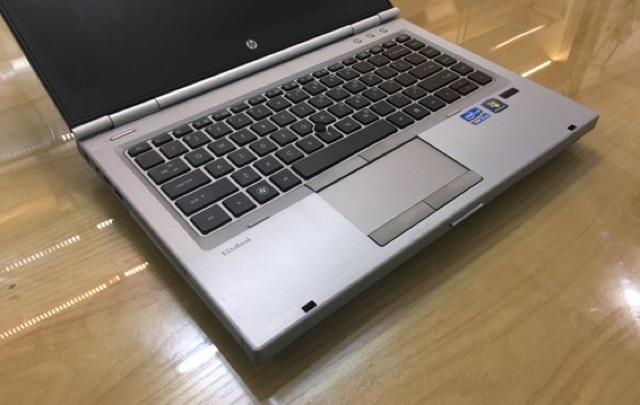 Laptop Hp Elitebook 8460p core i5-2520m ram 4gb HDD320gb mấy chất chuẩn quân sự USA