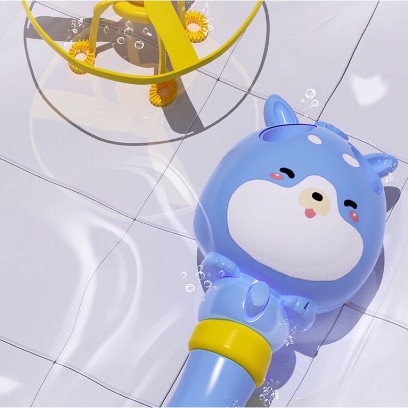 Đồ chơi bắn bong bóng xà phòng cho bé