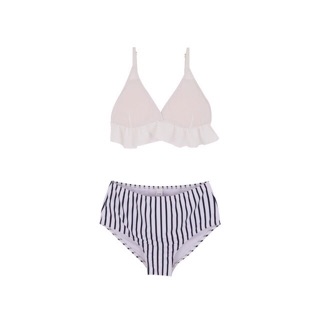 Bikini hai mảnh vạt bèo