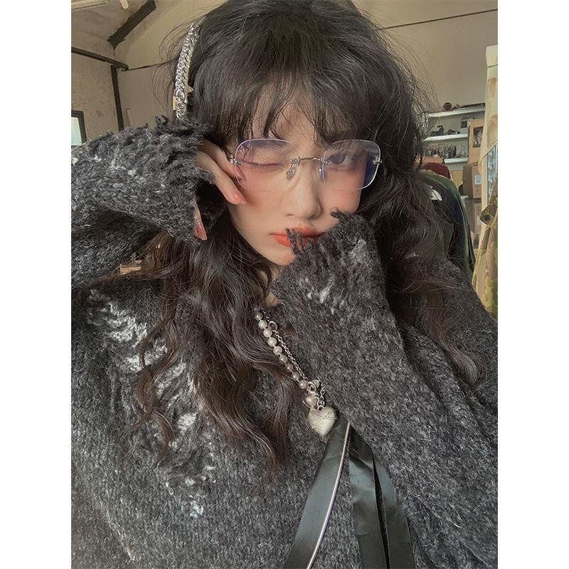 Áo Sweater dệt kim mỏng tay dài dáng rộng rách lỗ retro mùa thu 2021 cho nữ | BigBuy360 - bigbuy360.vn