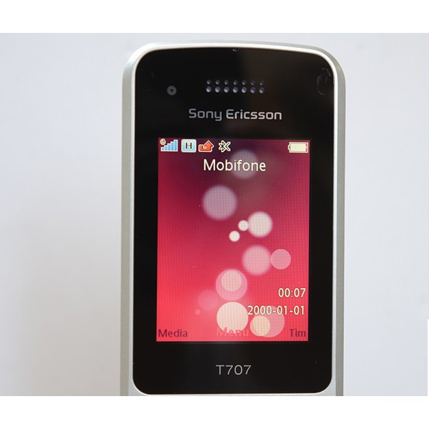 ĐIỆN THOẠI SONY ERICSSON NẮP GẬP T707 CHÍNH HÃNG