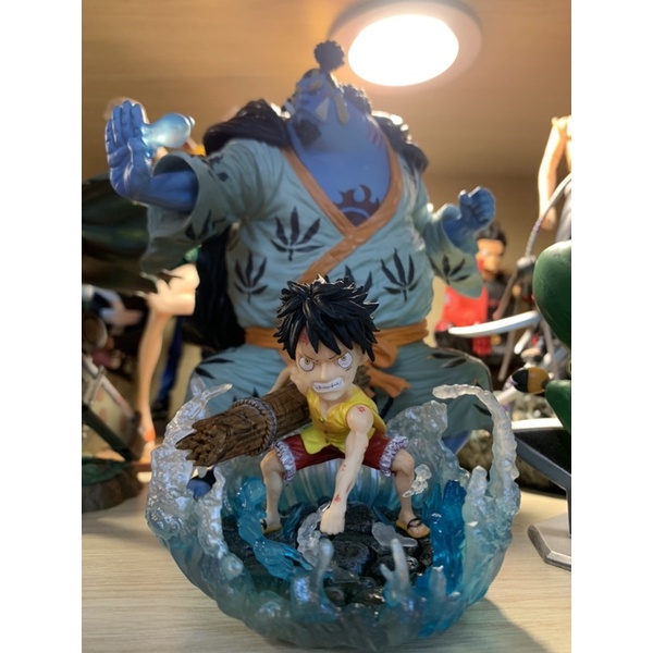 Mô Hình Luffy One Piece sự kiện vĩ đại Luffy giải cứu Ace có Led