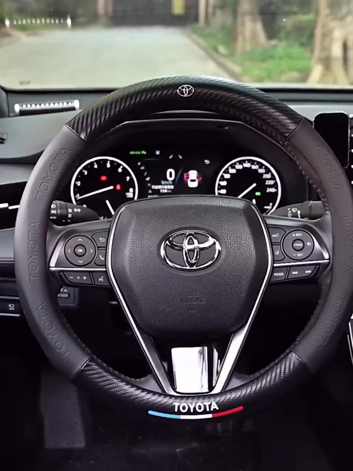 Toytoa Corolla Cross Da Sang Trọng Sợi Carbon Vô Lăng
