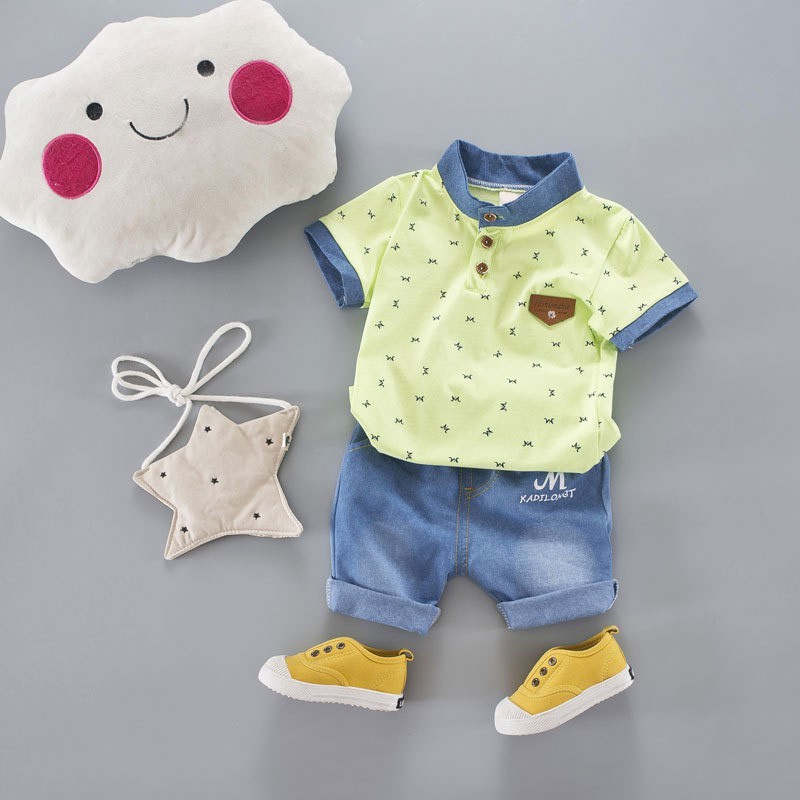 Set áo ngắn tay và quần jeans sành điệu cho bé trai