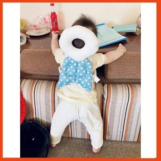 Gối thiên thần đỡ cổ và lưng cho bé