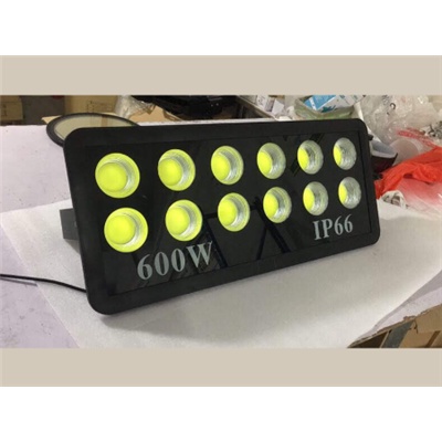 Đèn pha Cốc ngoài trời 600w IP66 Đèn pha LED 600W Mắt Cốc
