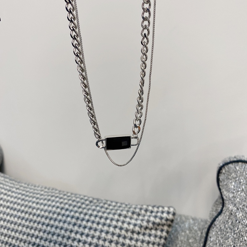 Vòng cổ Mặt Vuông Màu Đen Phong Cách hip hop Thời Trang Cho Nam Và Nữ