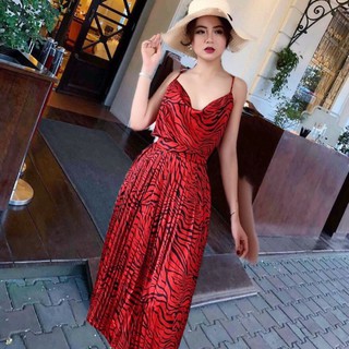 Đầm 3 P U G X Y Y... (02/11)