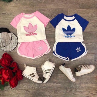 Bộ quần áo Adidas chữ thêu bé trai, bé gái