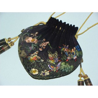 Túi thơm thêu handmade