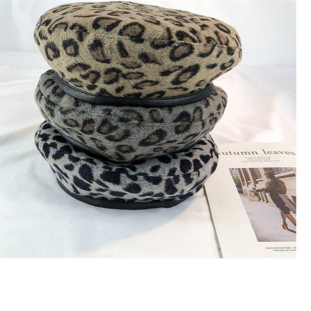 MAG Mũ Beret Họa Tiết Da Báo