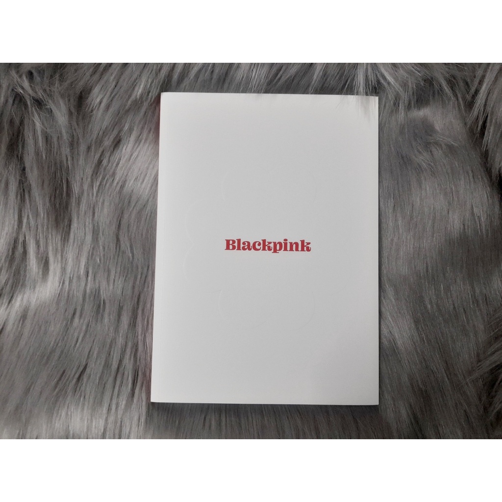 Bộ ảnh  BLACKPINK PTB Poster Lịch từ bộ Welcoming Collection 2022
