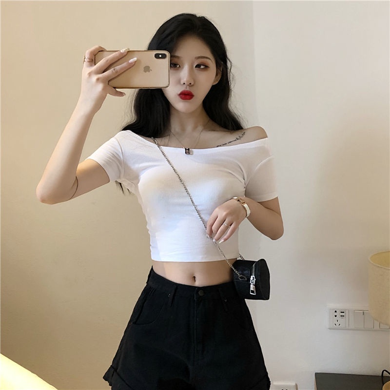 Áo thun tay ngắn lưng cao hở lưng phong cách retro 2021 cho nữ