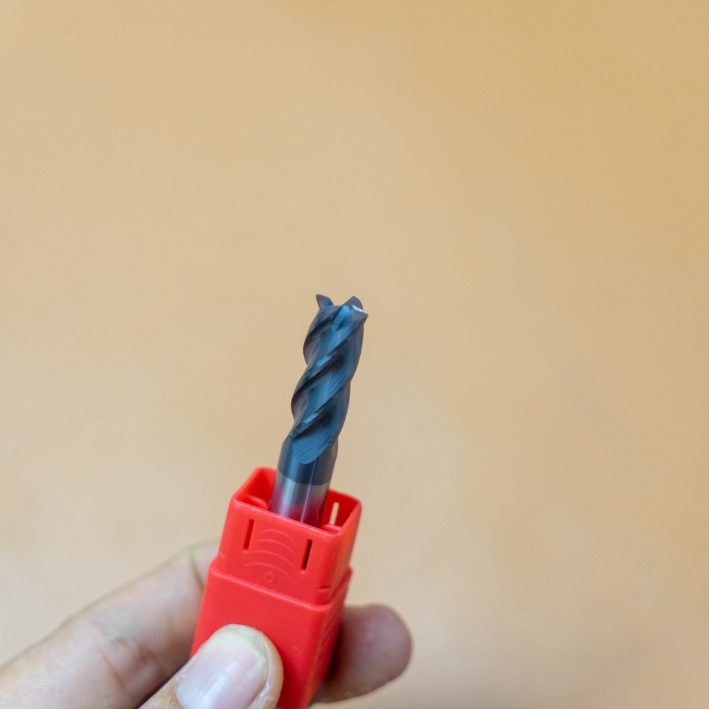 Phay ngón hợp kim 50HRC