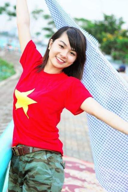 ÁO CỜ ĐỎ SAO VÀNG (cao cấp )