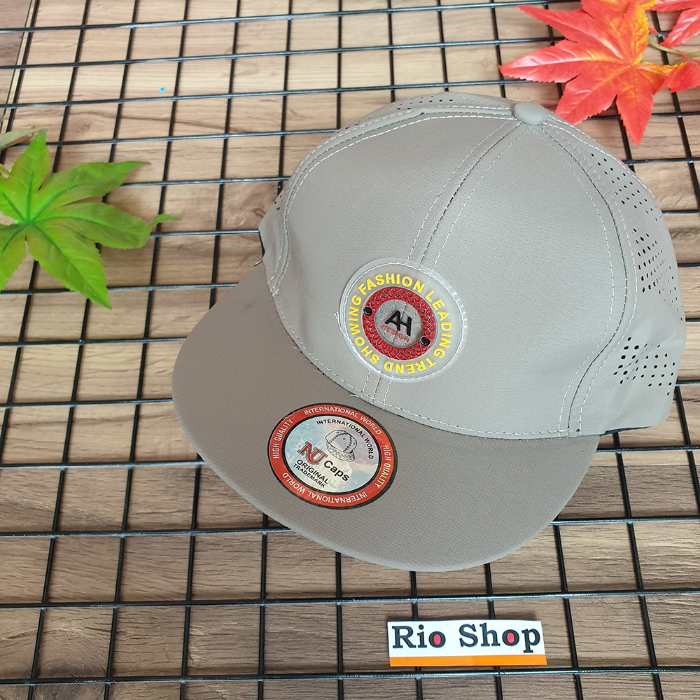 Nón trẻ em thời trang cho bé từ 18-35 kg RN007 (nhiều màu)