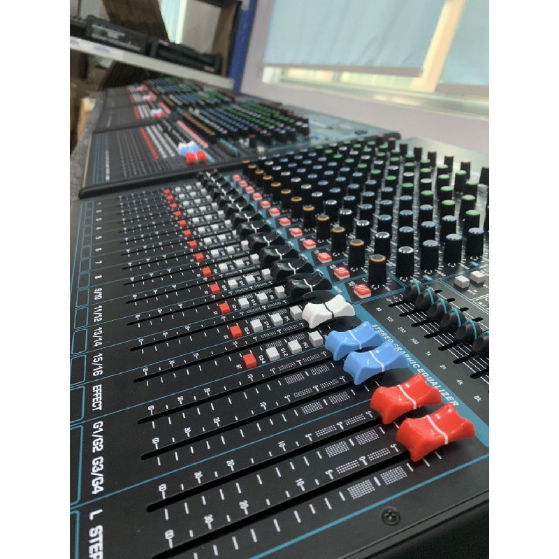 8Road Mixer High-Power Stage Performance Effector Conference with Effect Reverberator Mixer Equipment