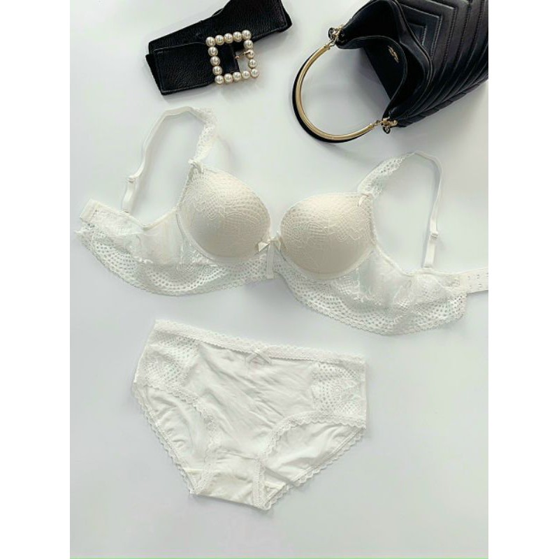 Bộ lót Man hoa hồng mút vừa KIỂU LẠ MẮT, có gọng, nâng ngực tự nhiên | BigBuy360 - bigbuy360.vn