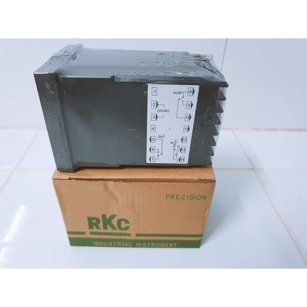 Đồng hồ nhiệt RKC REX C700 bộ điều khiển nhiệt độ đầu ra rơ le, SSR