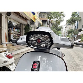 Ốp pha Vespa Sprint