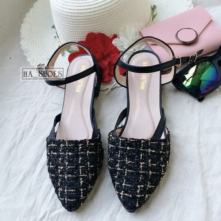 Giày xăng đan nữ chất dạ gót 3cm quai hậu phong cách hàn quốc | BigBuy360 - bigbuy360.vn