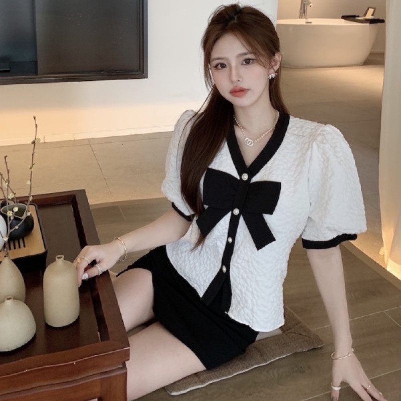 Áo Sơ Mi Cổ Chữ V Tay Phồng Đính Nơ Màu Tương Phản Thời Trang Mùa Hè Dễ Phối Đồ Dành Cho Nữ