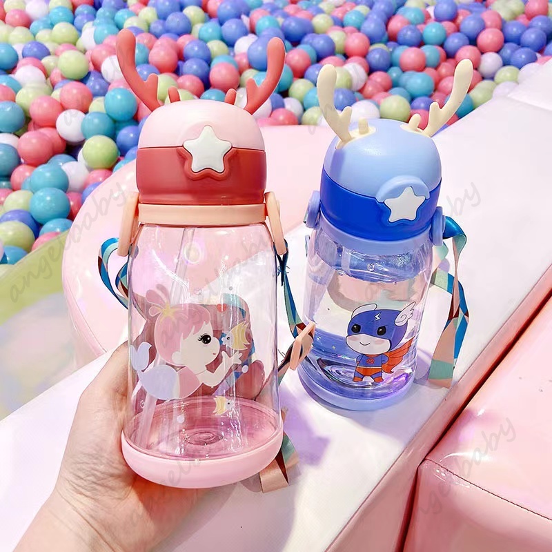Bình Nước 600ml Có Ống Hút Tiện Dụng Cho Bé
