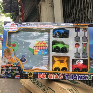 Bộ đồ chơi giao thông cho bé