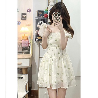 Váy tay phồng lá xanh tiểu thư